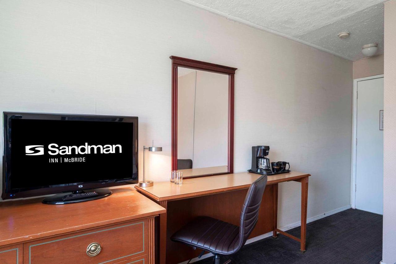 Sandman Inn Mcbride Eksteriør bilde