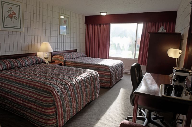 Sandman Inn Mcbride Eksteriør bilde
